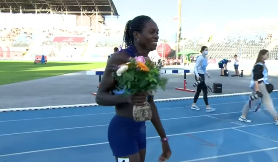 Christine Mboma posted the quickest time of the year in the women's 400m when she ran 48.54sec in Poland ©YouTube/World Athletics